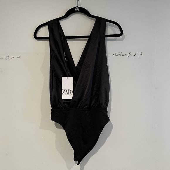 Zara Bodysuit in Black - Picture 6 of 8